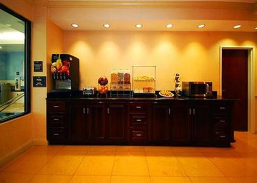 фото отеля Comfort Suites Beaufort