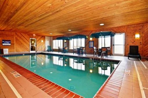 фото отеля Best Western Plus Napoleon Inn & Suites