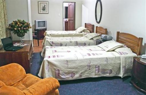 фото отеля Hotel Fontibon