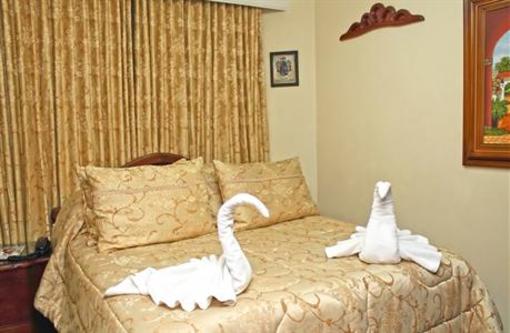 фото отеля Hotel Fontibon