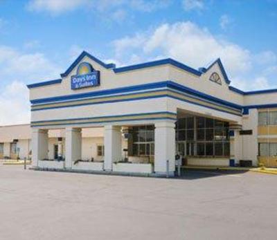 фото отеля Days Inn & Suites Montgomery