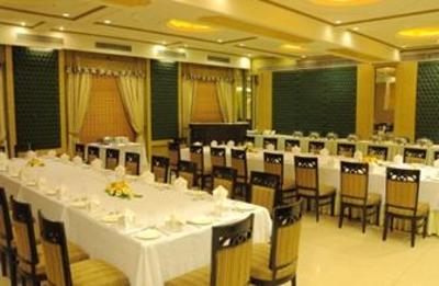 фото отеля Hotel Maharaja Regency