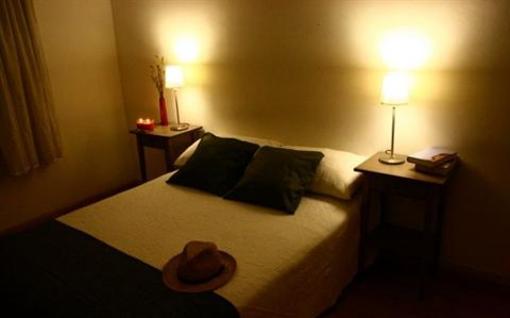 фото отеля Hostal El Ninot