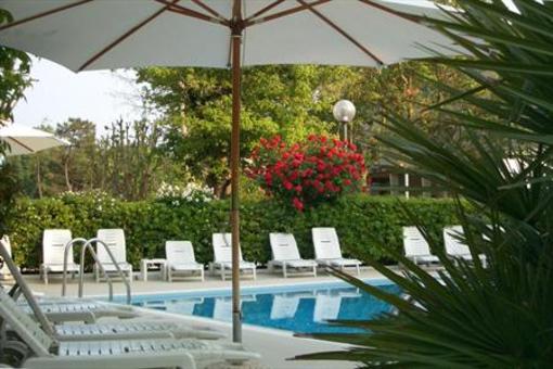 фото отеля BiondiHotels Wivien Canada Cesenatico