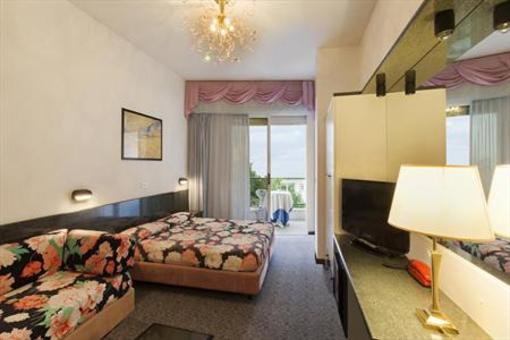 фото отеля BiondiHotels Wivien Canada Cesenatico