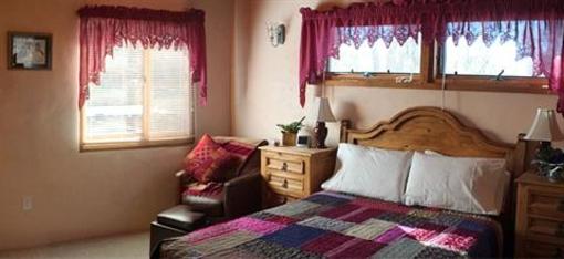 фото отеля Adobe Nido Bed & Breakfast