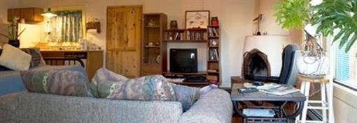 фото отеля Adobe Nido Bed & Breakfast