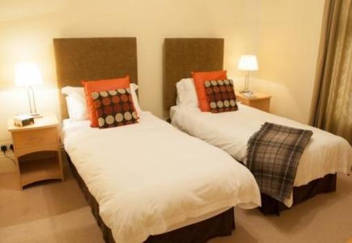 фото отеля Clarendon Serviced Apartments Knights Place