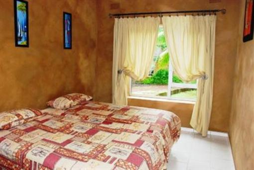 фото отеля Ingwenya Lodge