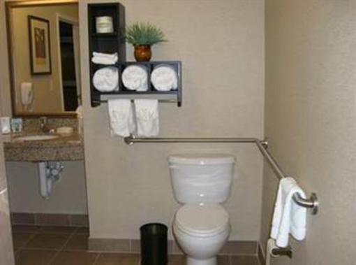 фото отеля Hampton Inn & Suites Pueblo/North