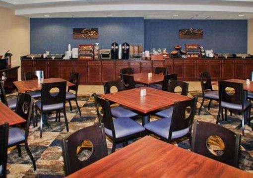 фото отеля Clarion Inn Pigeon Forge