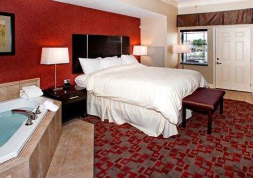фото отеля Clarion Inn Pigeon Forge