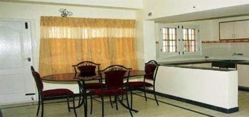фото отеля Raj Comforts Apartments Bangalore