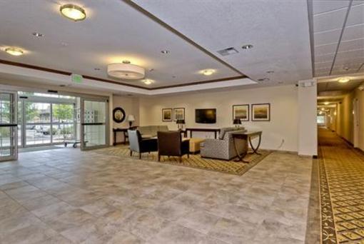 фото отеля Candlewood Suites Burlington