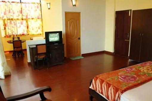 фото отеля The Travancore Palace Beach Resort