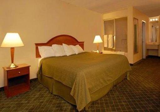 фото отеля Quality Inn West Springfield