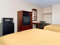 Quality Inn West Springfield
