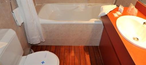 фото отеля Hotel Kyriad Menton