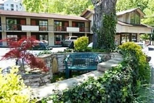 фото отеля Mountain House Motor Inn Downtown Gatlinburg