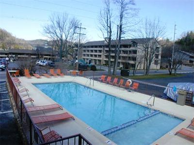 фото отеля Mountain House Motor Inn Downtown Gatlinburg