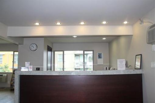 фото отеля Aladdin Inn and Suites
