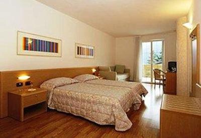 фото отеля Hotel Karinhall Trento