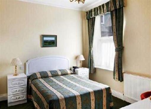 фото отеля Saxonville Hotel