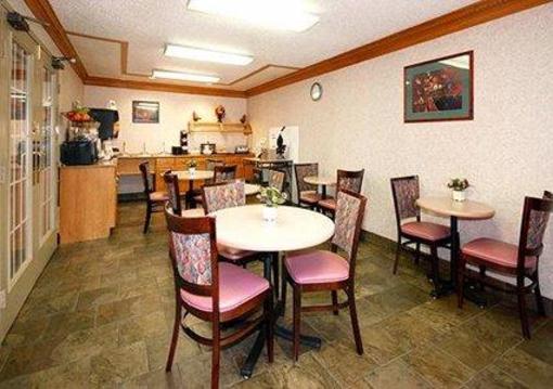 фото отеля Comfort Inn Airport Tulsa