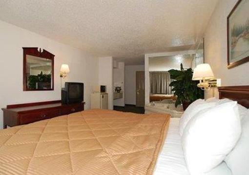 фото отеля Comfort Inn Airport Tulsa