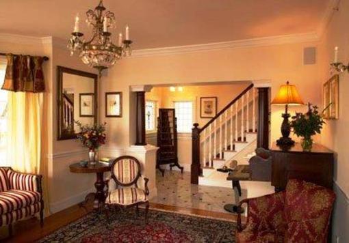 фото отеля Almondy Inn
