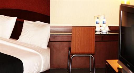 фото отеля Hotel Nyland Cipaganti