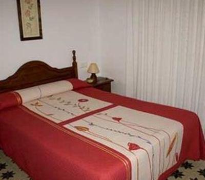 фото отеля Hostal Montserrat