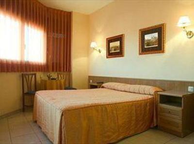 фото отеля Hostal Montserrat