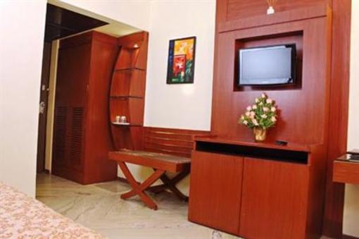 фото отеля Hotel Dee Cee Manor