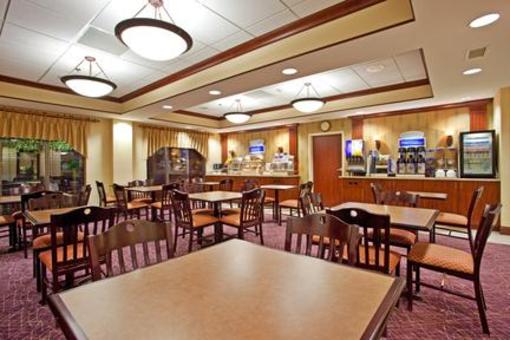 фото отеля Holiday Inn Express Dayton-Centerville