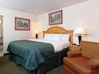 фото отеля Clarion Inn & Suites Murfreesboro