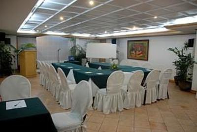 фото отеля Villa Margarita Hotel Davao