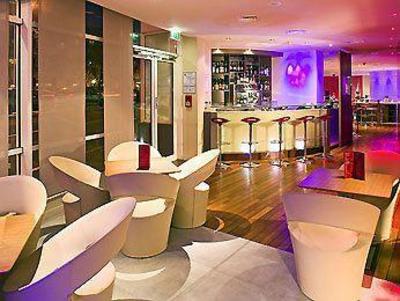 фото отеля Mercure Paris La Defense 5