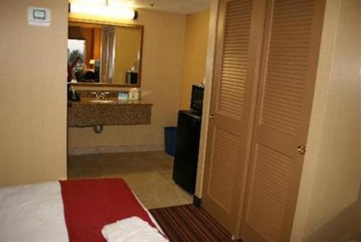 фото отеля Clarion Hotel South Bay