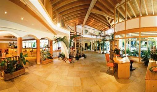 фото отеля Baumgartner's Blumenhotel Schenna