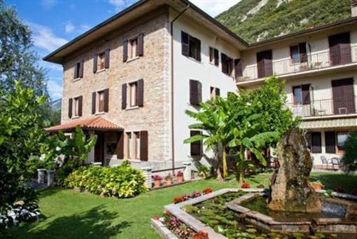 фото отеля Hotel San Carlo Malcesine