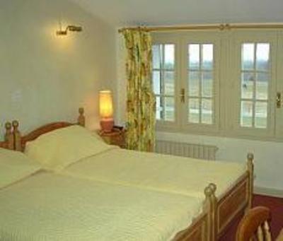 фото отеля Auberge Des Chasseurs Echenevex