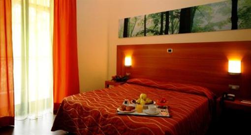 фото отеля Hotel Langhe & Monferrato