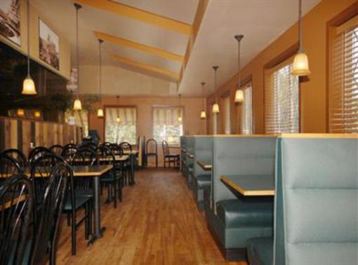 фото отеля Best Western Sunapee Lake Lodge