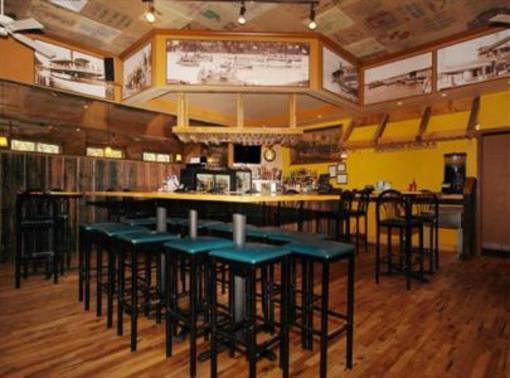фото отеля Best Western Sunapee Lake Lodge