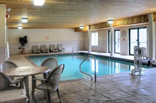 фото отеля Best Western Sunapee Lake Lodge