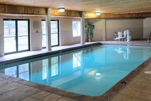 фото отеля Best Western Sunapee Lake Lodge