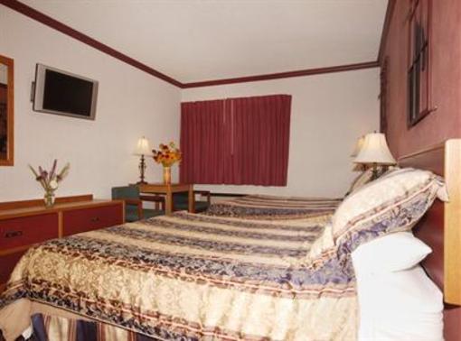 фото отеля Best Western Sunapee Lake Lodge