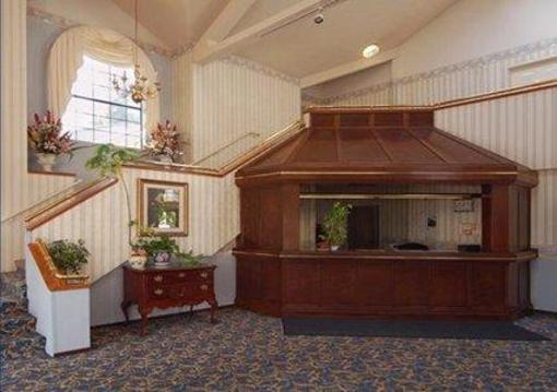 фото отеля Clarion Inn Silicon Valley