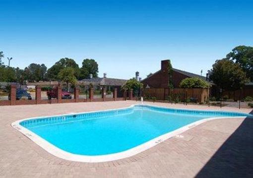 фото отеля Quality Inn & Suites Williamsburg
